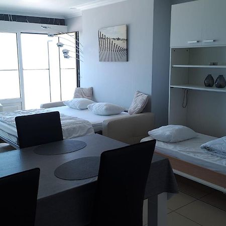 Modern Studio With Beautiful Sea View - 9Th Floor Blankenberge Eksteriør bilde